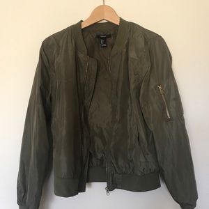 Forever 21 army green bomber jacket